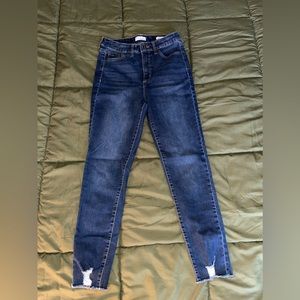 Women’s jeans. Size 6.
